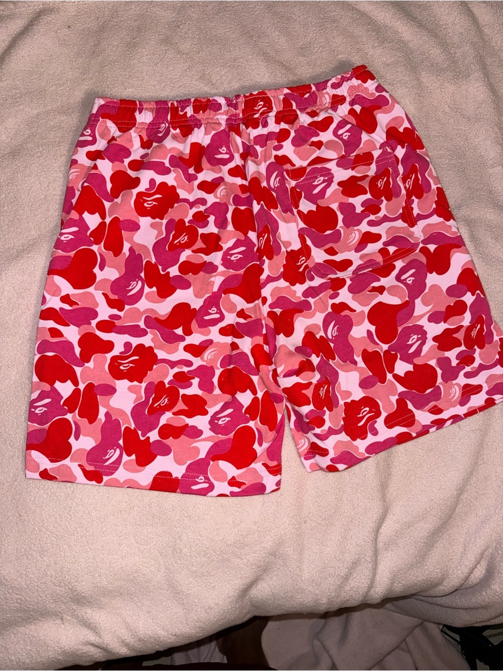 Women’s Pink & Red Camo Elastic-Waist Shorts